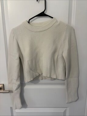 Zara White Cropped Knit Sweater
